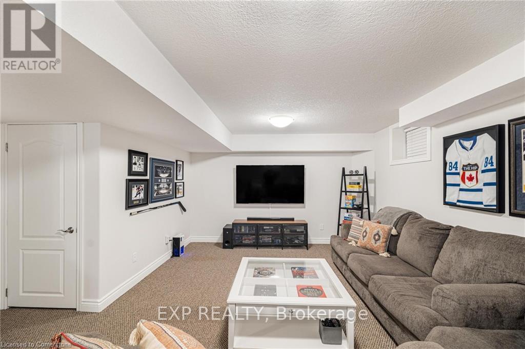 116 Stuckey Avenue, Wilmot, Ontario  N3A 4S2 - Photo 27 - X12278496