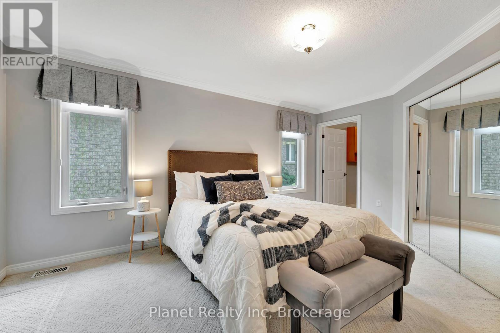 18 Beechlawn Boulevard, Guelph, Ontario  N1G 4X7 - Photo 14 - X12278654