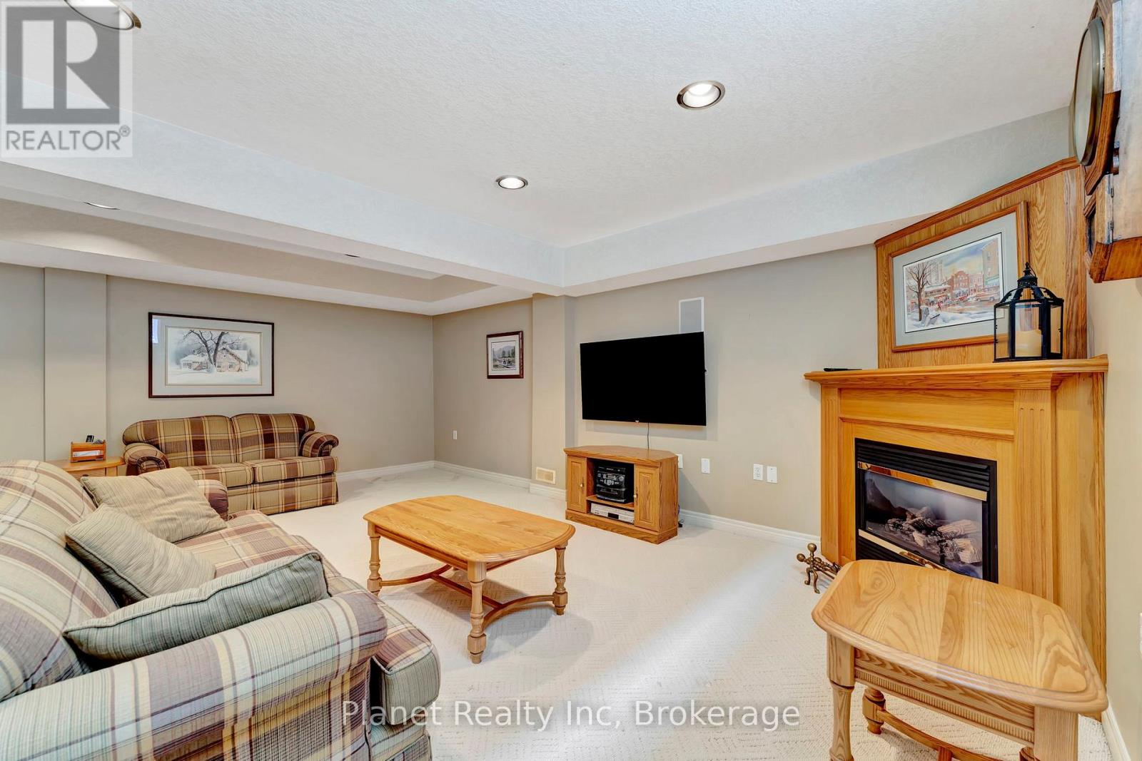18 Beechlawn Boulevard, Guelph, Ontario  N1G 4X7 - Photo 22 - X12278654