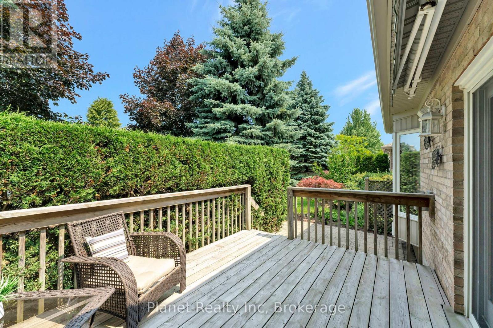 18 Beechlawn Boulevard, Guelph, Ontario  N1G 4X7 - Photo 29 - X12278654