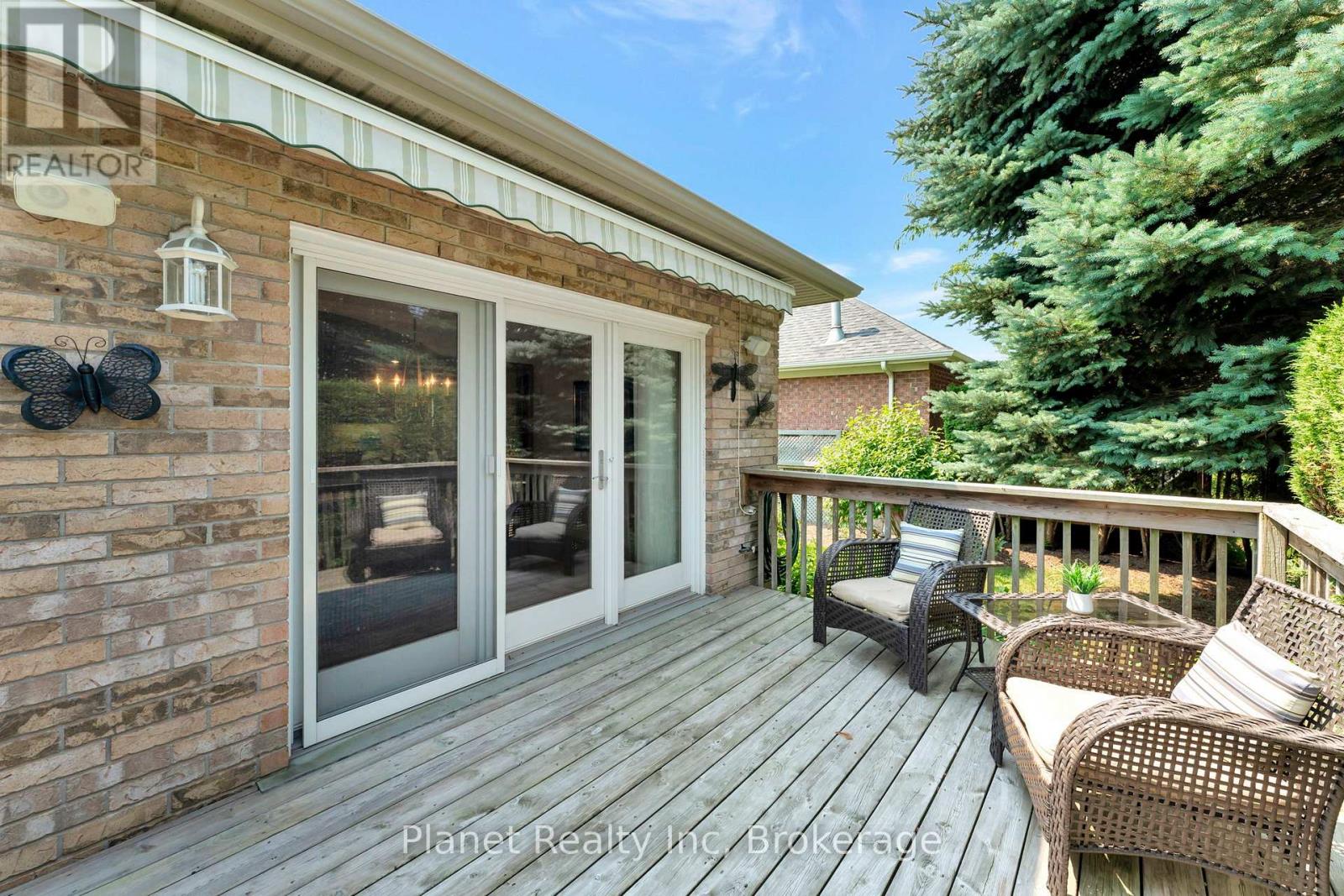 18 Beechlawn Boulevard, Guelph, Ontario  N1G 4X7 - Photo 30 - X12278654