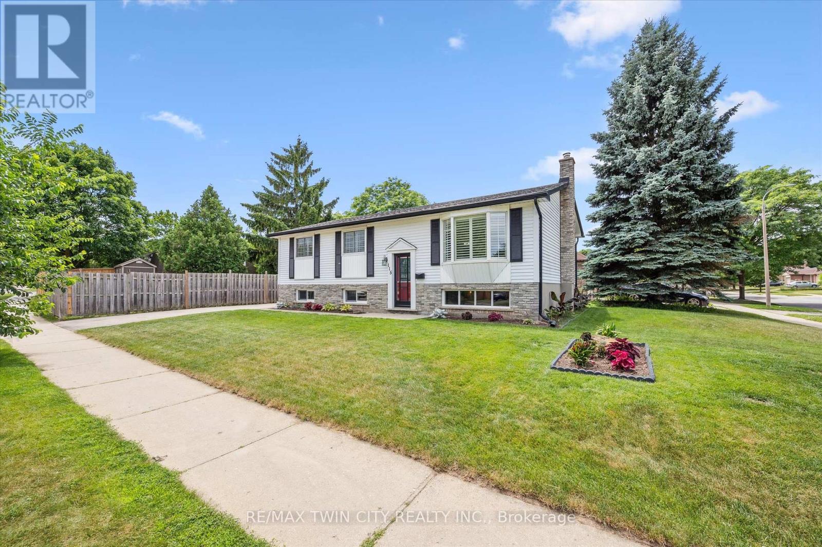 Property at 115 LILLIAN DRIVE image 2