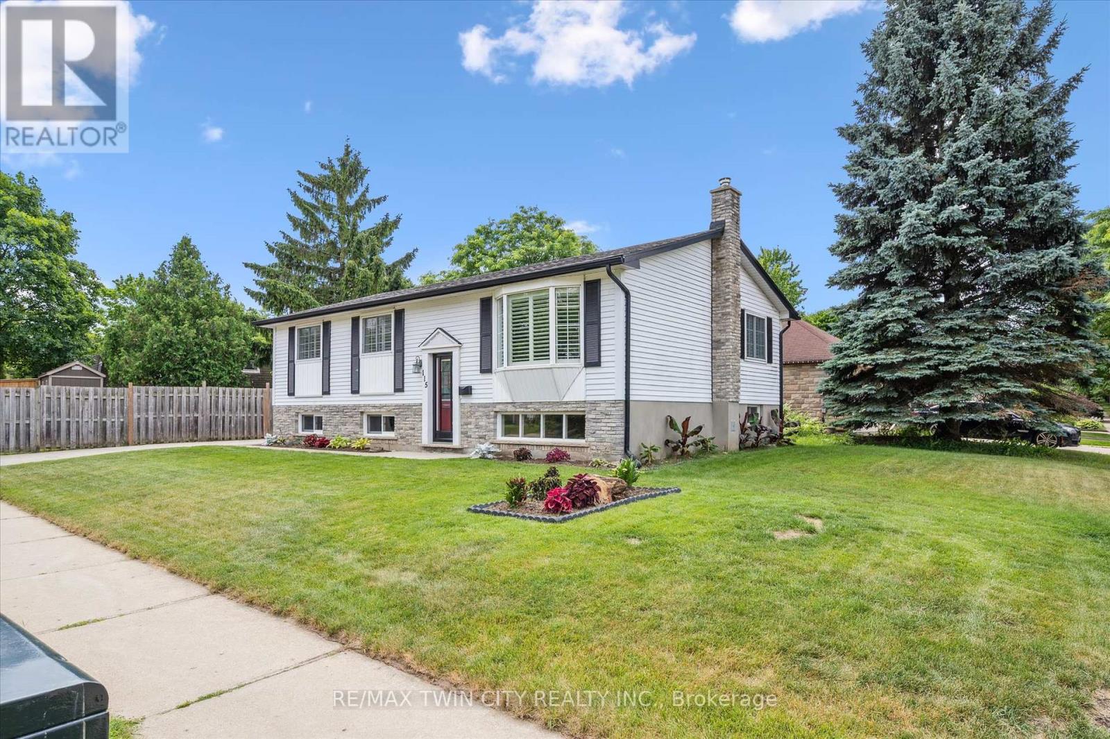 Property at 115 LILLIAN DRIVE image 3