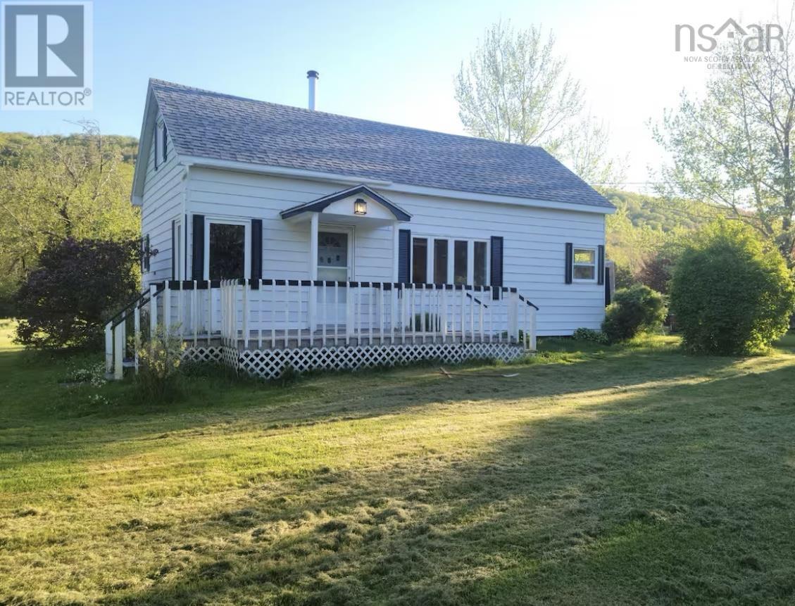 16547 316 Highway, Country Harbour, Nova Scotia  B0H 1J0 - Photo 1 - 202512121