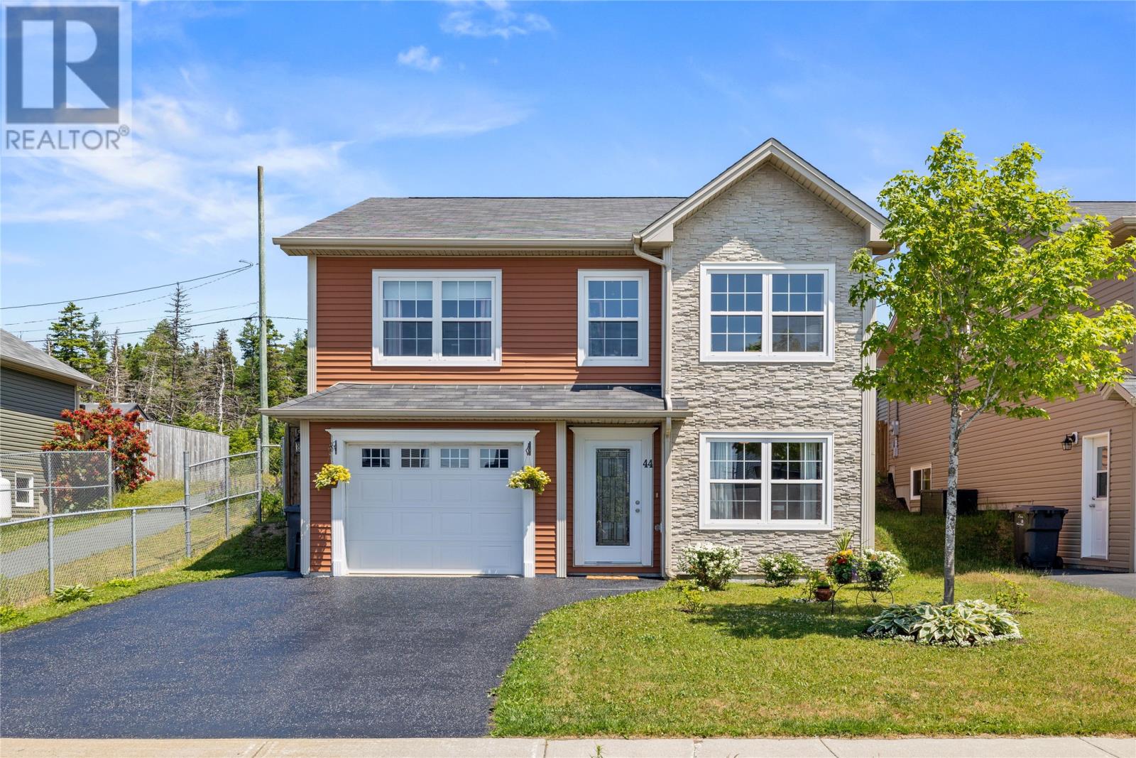 Property at 44 Lasalle Drive image 1