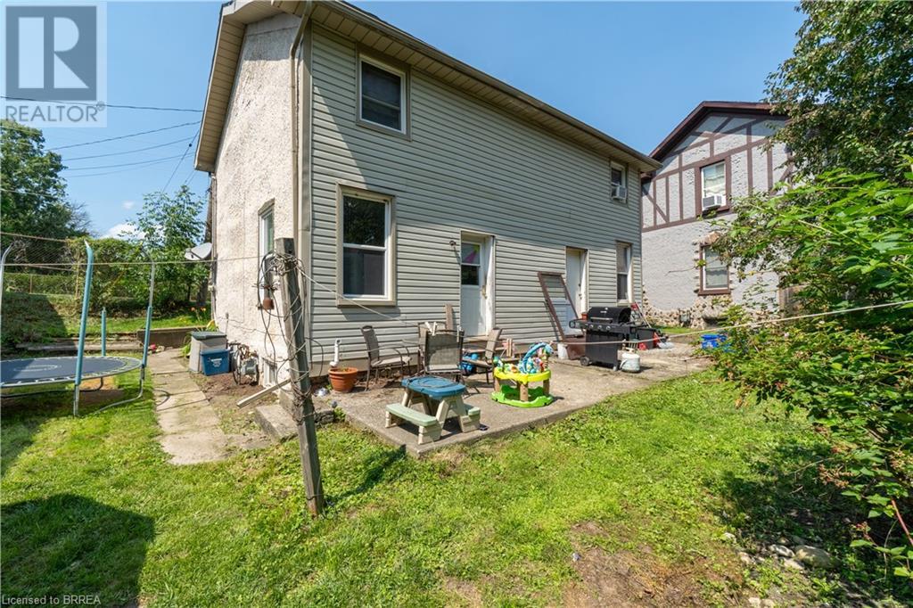Property at 43-45 WILLIAM Street S image 3