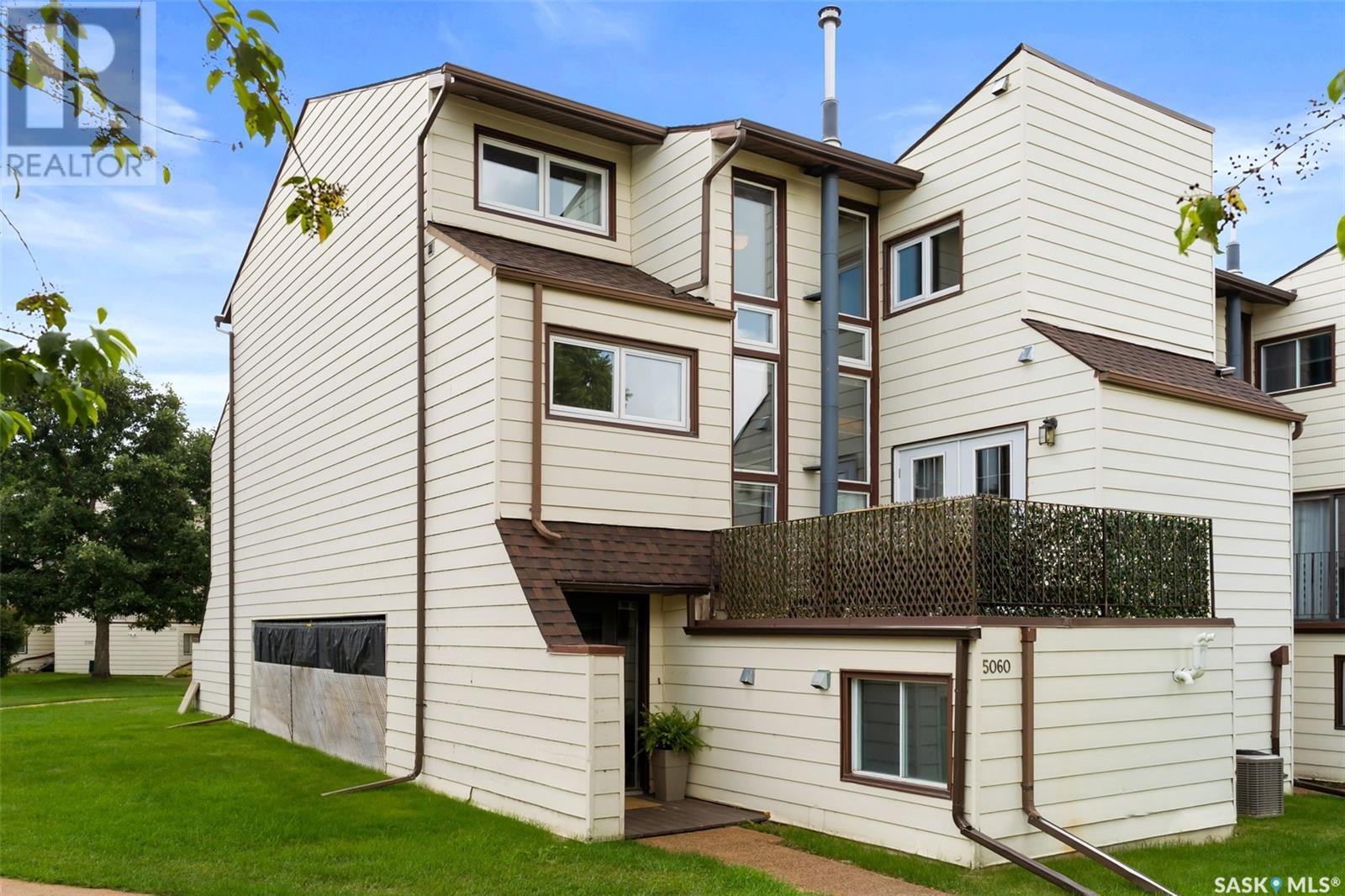 5060 10th AVENUE, regina, Saskatchewan