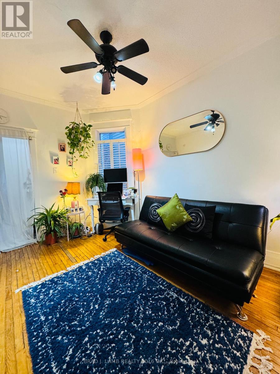 1 - 552 Dupont Street, Toronto, Ontario  M6G 1Y9 - Photo 4 - C12278606