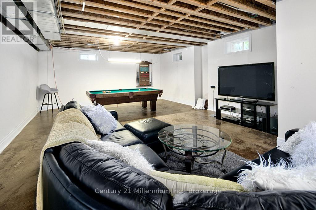 116 Landry Lane, Blue Mountains, Ontario  N0H 2P0 - Photo 31 - X12278680