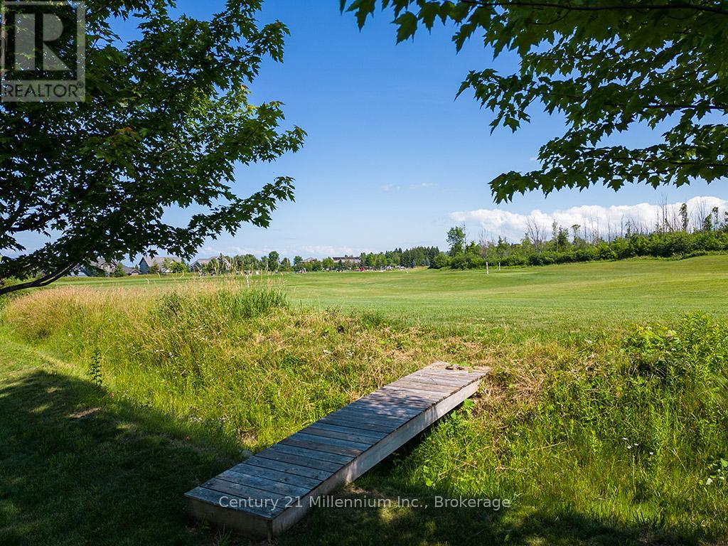 116 Landry Lane, Blue Mountains, Ontario  N0H 2P0 - Photo 40 - X12278680