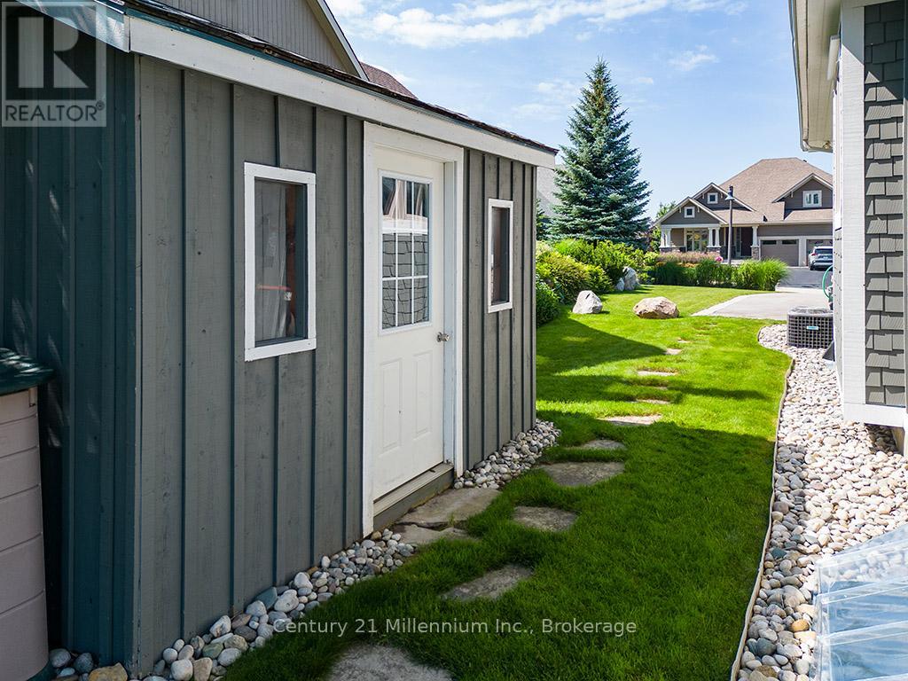 116 Landry Lane, Blue Mountains, Ontario  N0H 2P0 - Photo 43 - X12278680