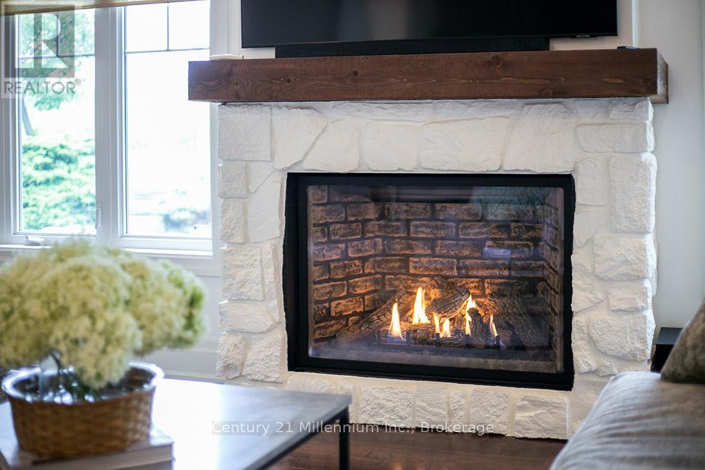 116 Landry Lane, Blue Mountains, Ontario  N0H 2P0 - Photo 9 - X12278680