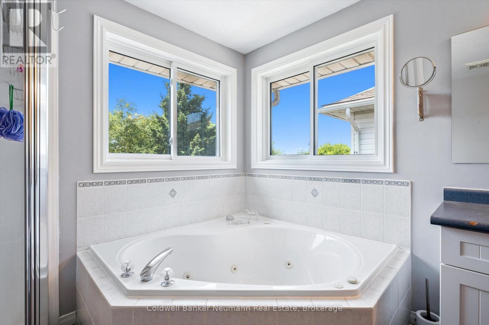 147 Milson Crescent, Guelph, Ontario  N1C 1G5 - Photo 29 - X12278735