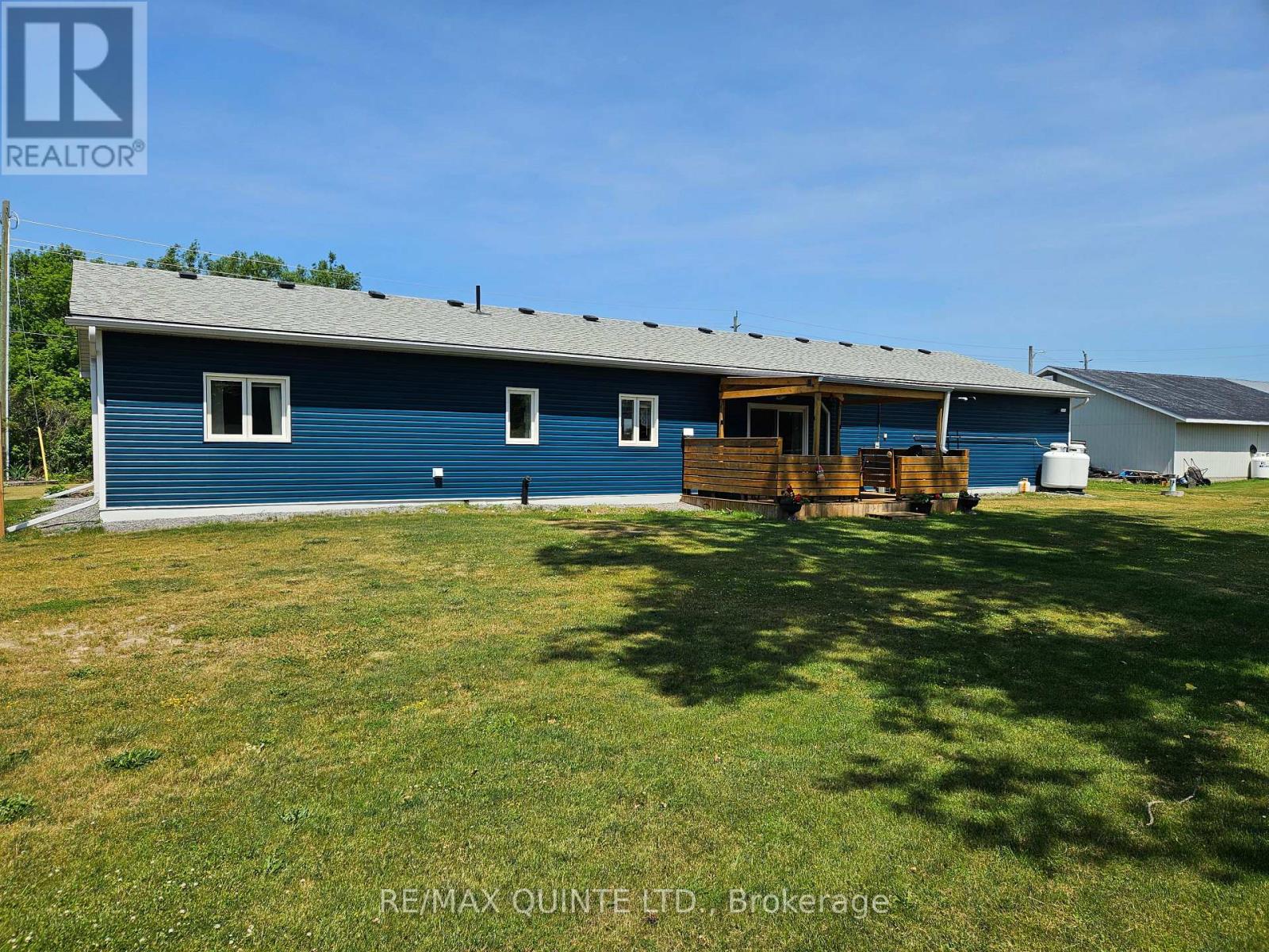 7 Clarke Road, Prince Edward County, Ontario  K0K 2T0 - Photo 36 - X12242134