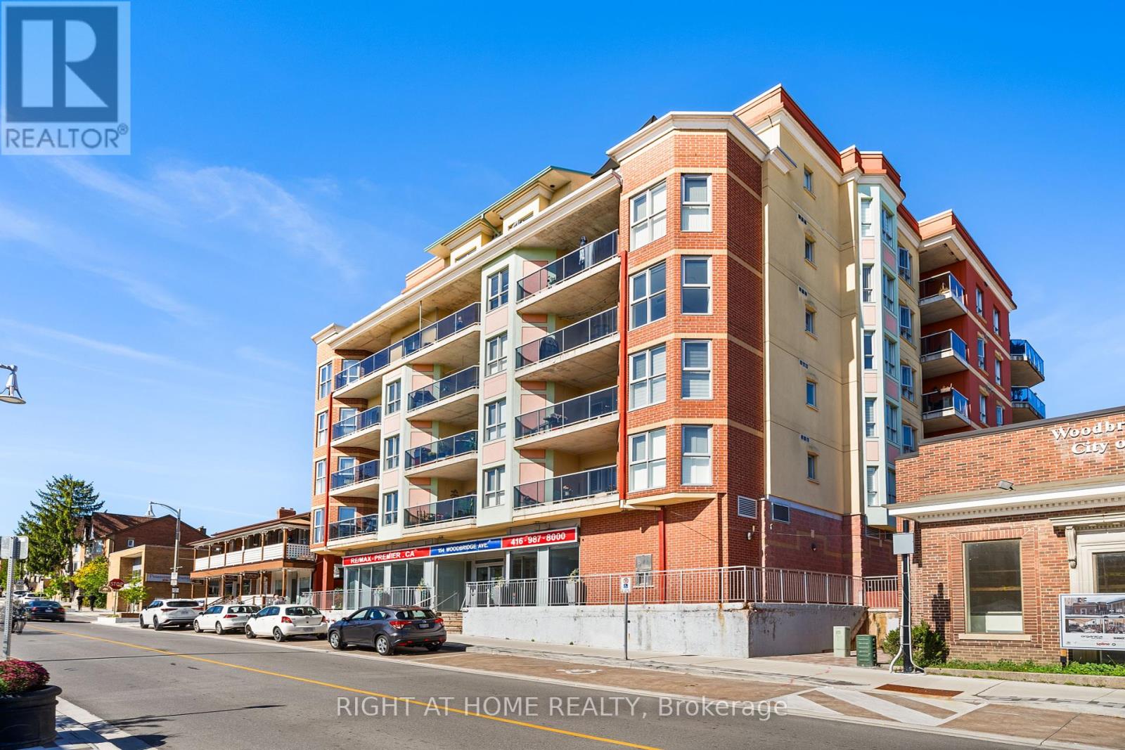 Property at 401 - 160 WOODBRIDGE AVENUE image 3