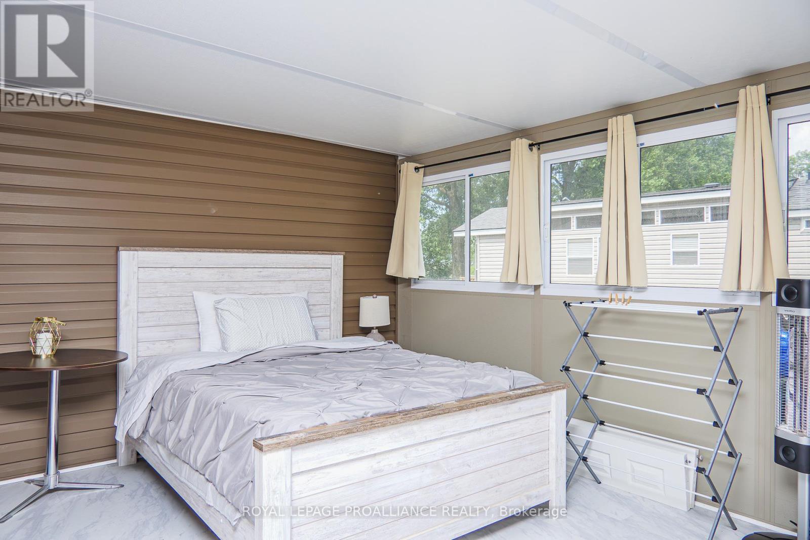 13 Beach View Lane - 486 County Road 18, Prince Edward County, Ontario  K0K 1P0 - Photo 17 - X12278815