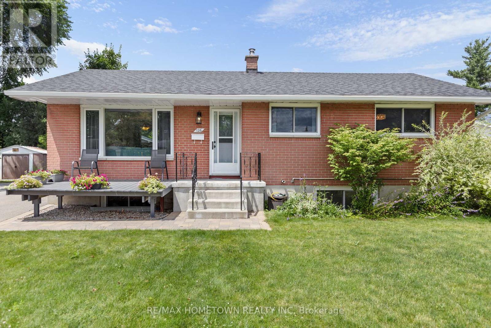 Property at 126 MANOR DRIVE image 2
