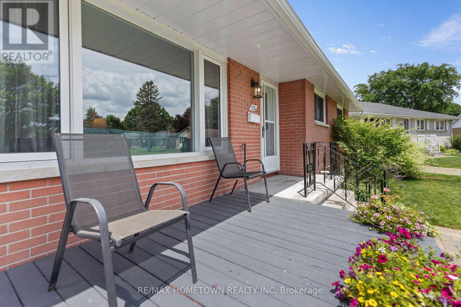 Property at 126 MANOR DRIVE image 3