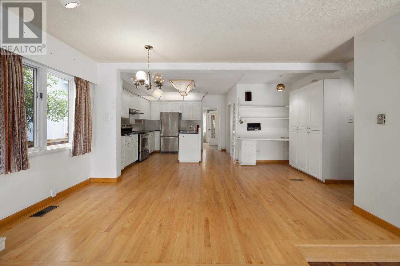 2676 W 33rd Avenue, Vancouver, British Columbia  V6N 2E6 - Photo 13 - R3023317