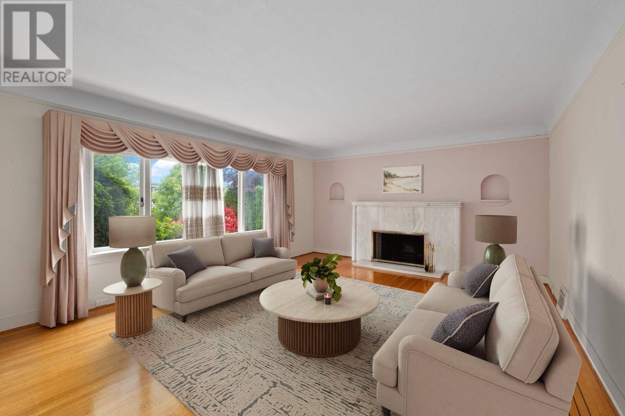 2676 W 33rd Avenue, Vancouver, British Columbia  V6N 2E6 - Photo 2 - R3023317