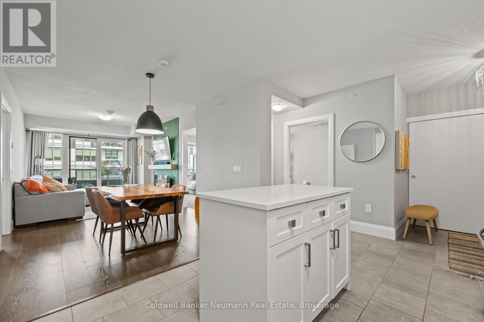 612 - 73 Arthur Street, Guelph, Ontario  N1E 0S6 - Photo 11 - X12278809