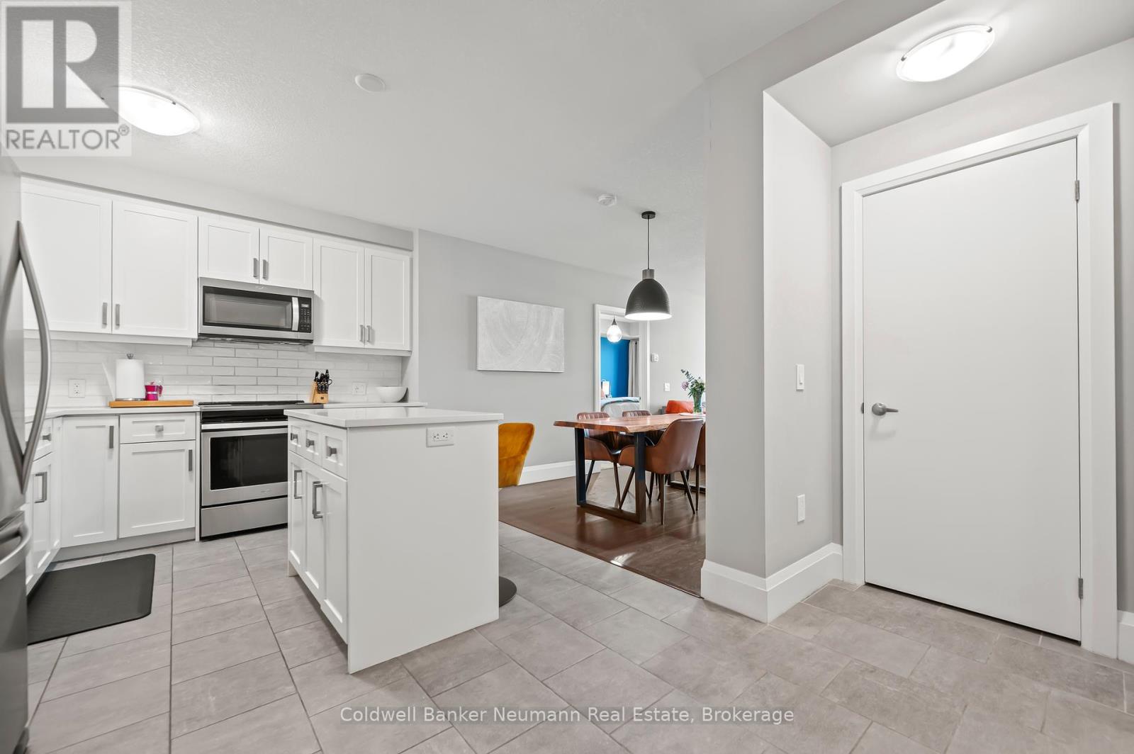 Property at 612 - 73 ARTHUR STREET image 4