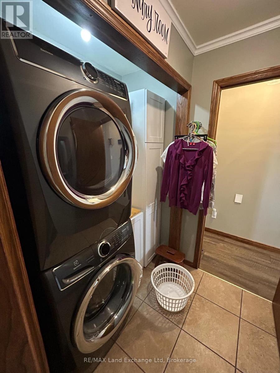 1a Crawford Street, North Huron, Ontario  N0G 2W0 - Photo 17 - X12278846