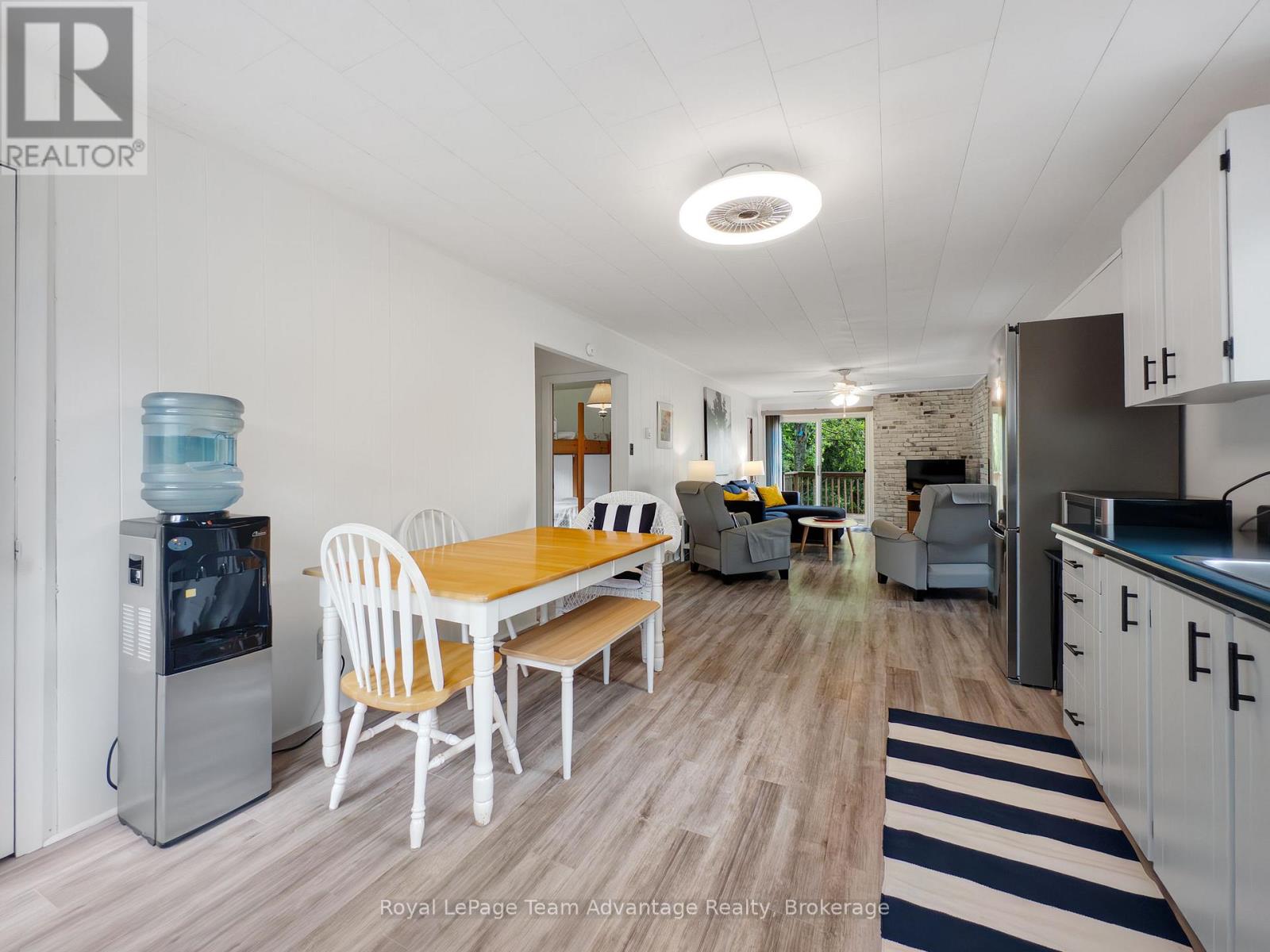 35 Marlyn Drive, Seguin, Ontario  P0C 1J0 - Photo 11 - X12278830