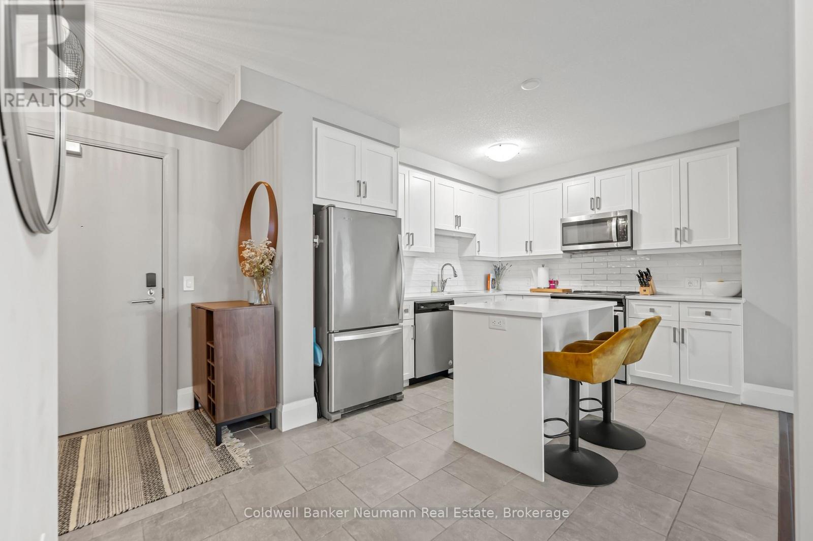 Property at 612 - 73 ARTHUR STREET image 5