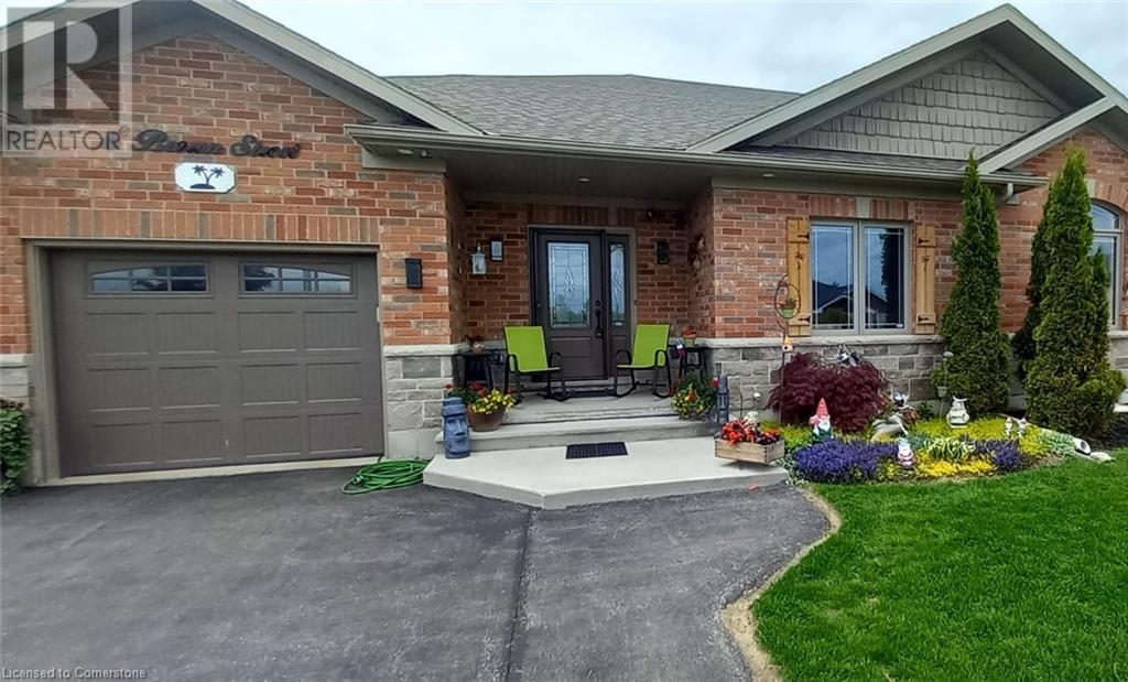 6 Brown Street S, Clifford, Ontario  N0G 1M0 - Photo 2 - 40750325