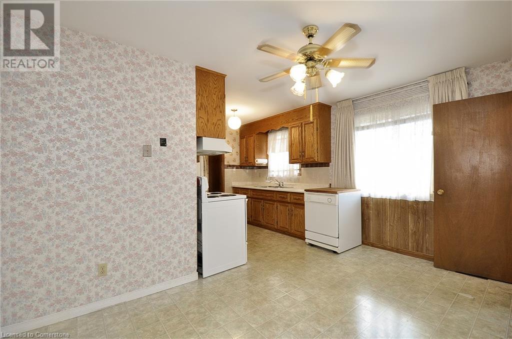 Property at 23 GIBSON Court image 5