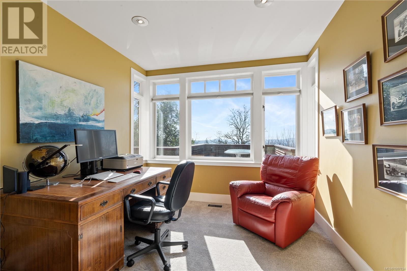 Property at 8242 Thomson Pl image 1
