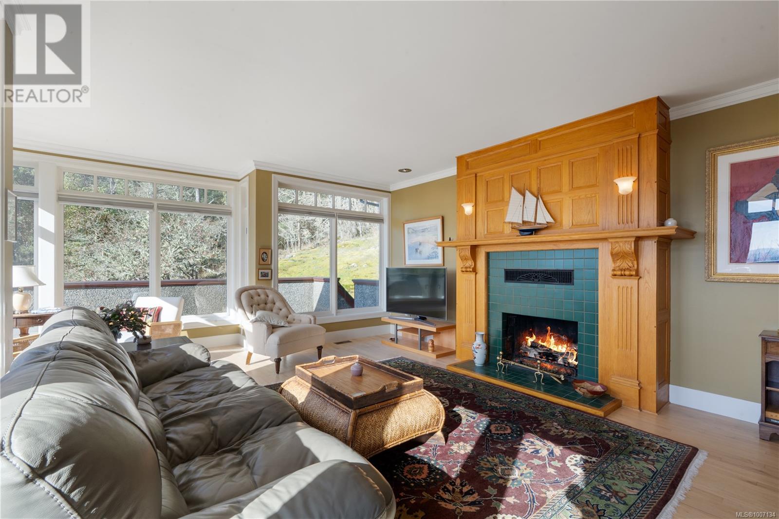 Property at 8242 Thomson Pl image 4