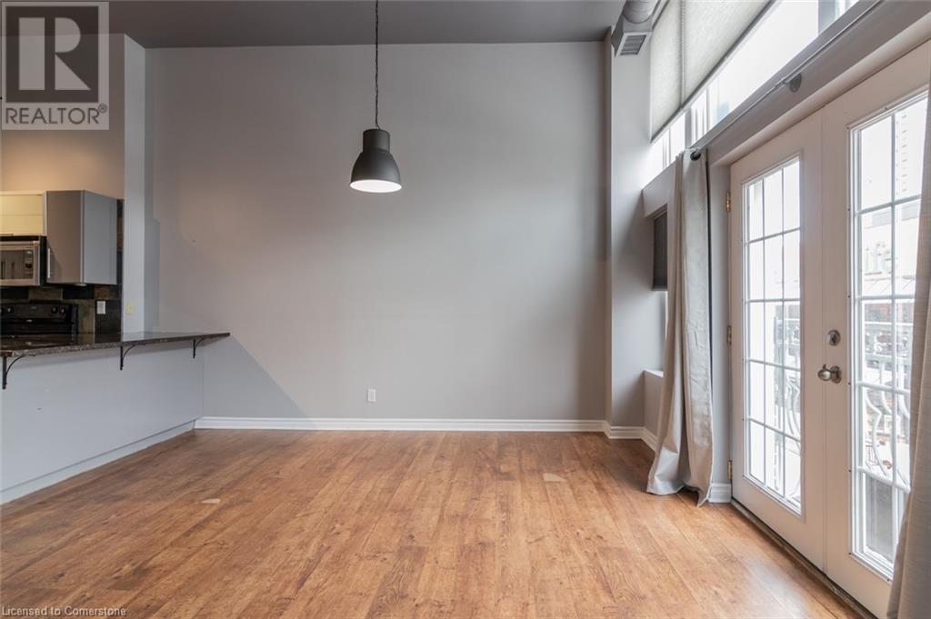 276 King Street W Unit# 201, Kitchener, Ontario  N2G 1B6 - Photo 3 - 40750391