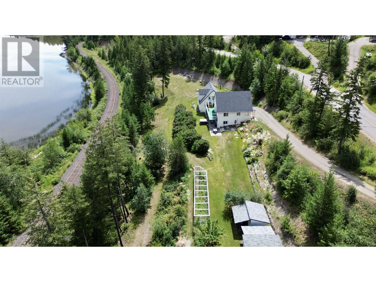 1946 SOUTH LAKESIDE DRIVE, Williams Lake, British Columbia