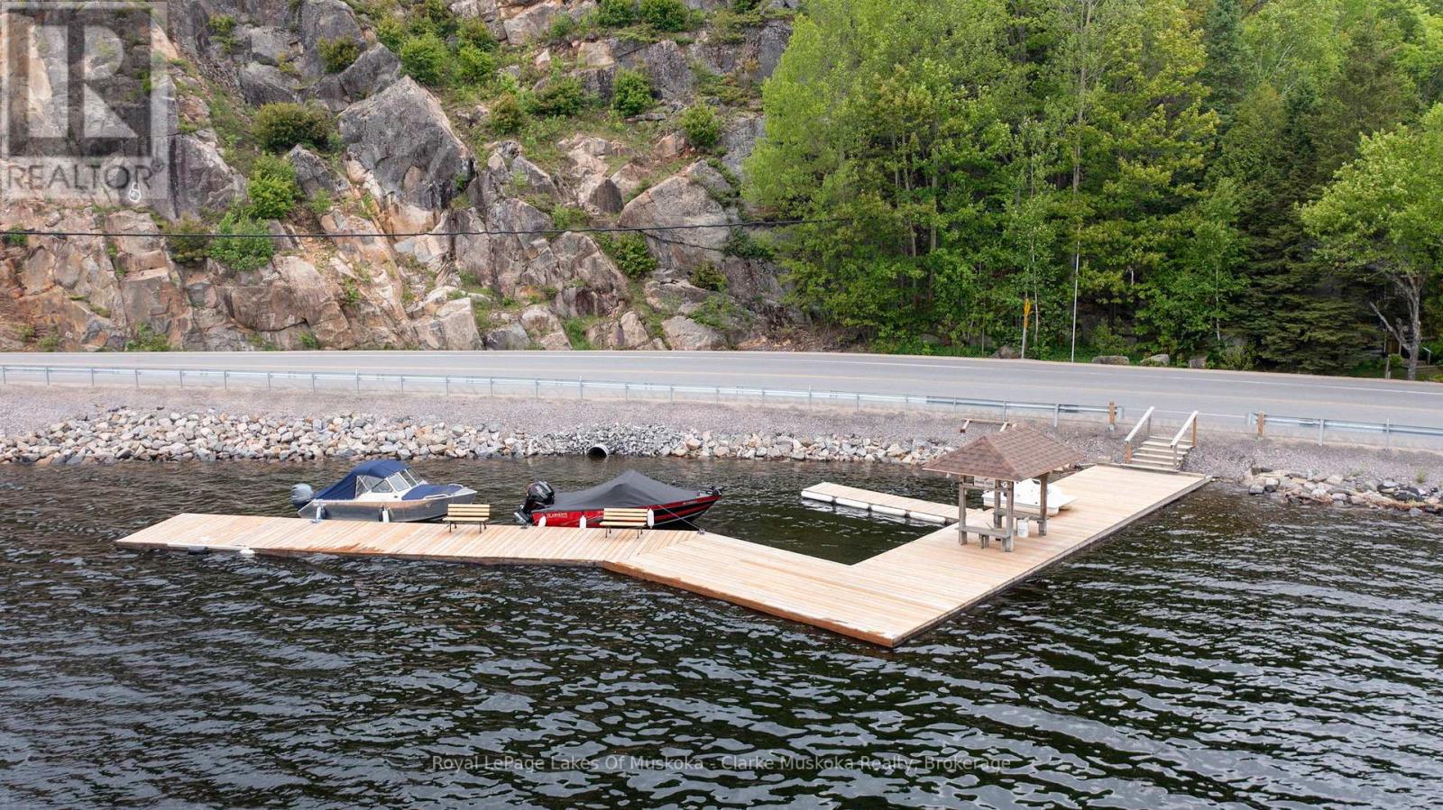 12 - 3998 Hwy 141, Muskoka Lakes, Ontario  P0C 1J0 - Photo 27 - X12203105