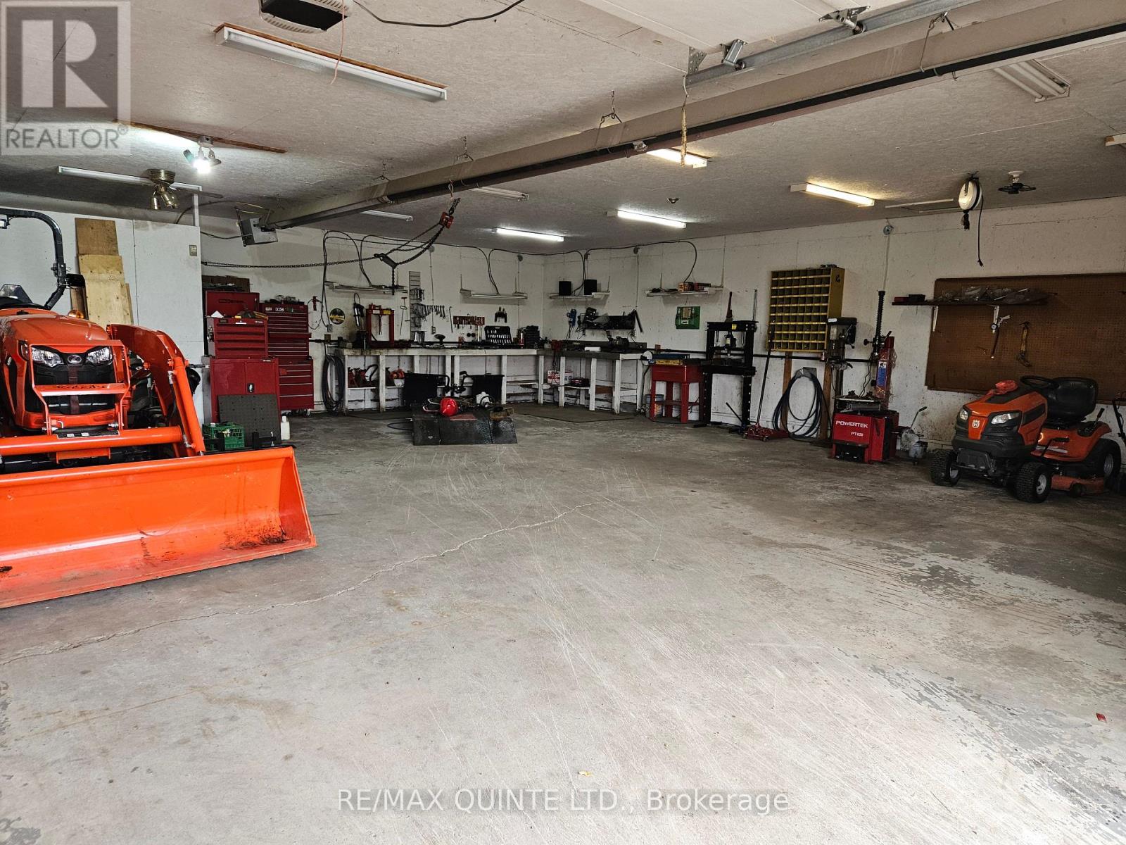 7 Clarke Road, Prince Edward County, Ontario  K0K 2T0 - Photo 36 - X12242131