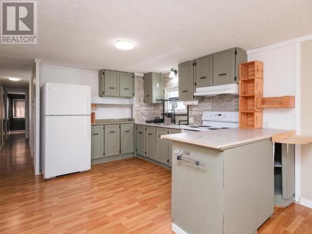 Property at 37-37 SYCAMORE STREET image 4