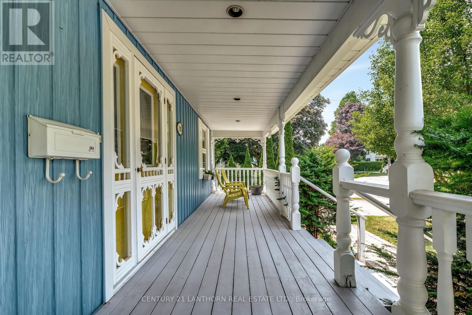 Property at 18 QUEEN STREET image 5