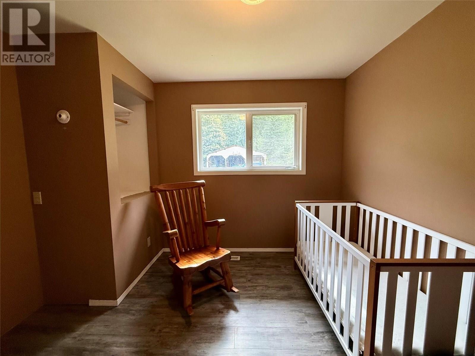 5888 Lazy Lake Road, Wasa, British Columbia  V0B 2K0 - Photo 22 - 10347068
