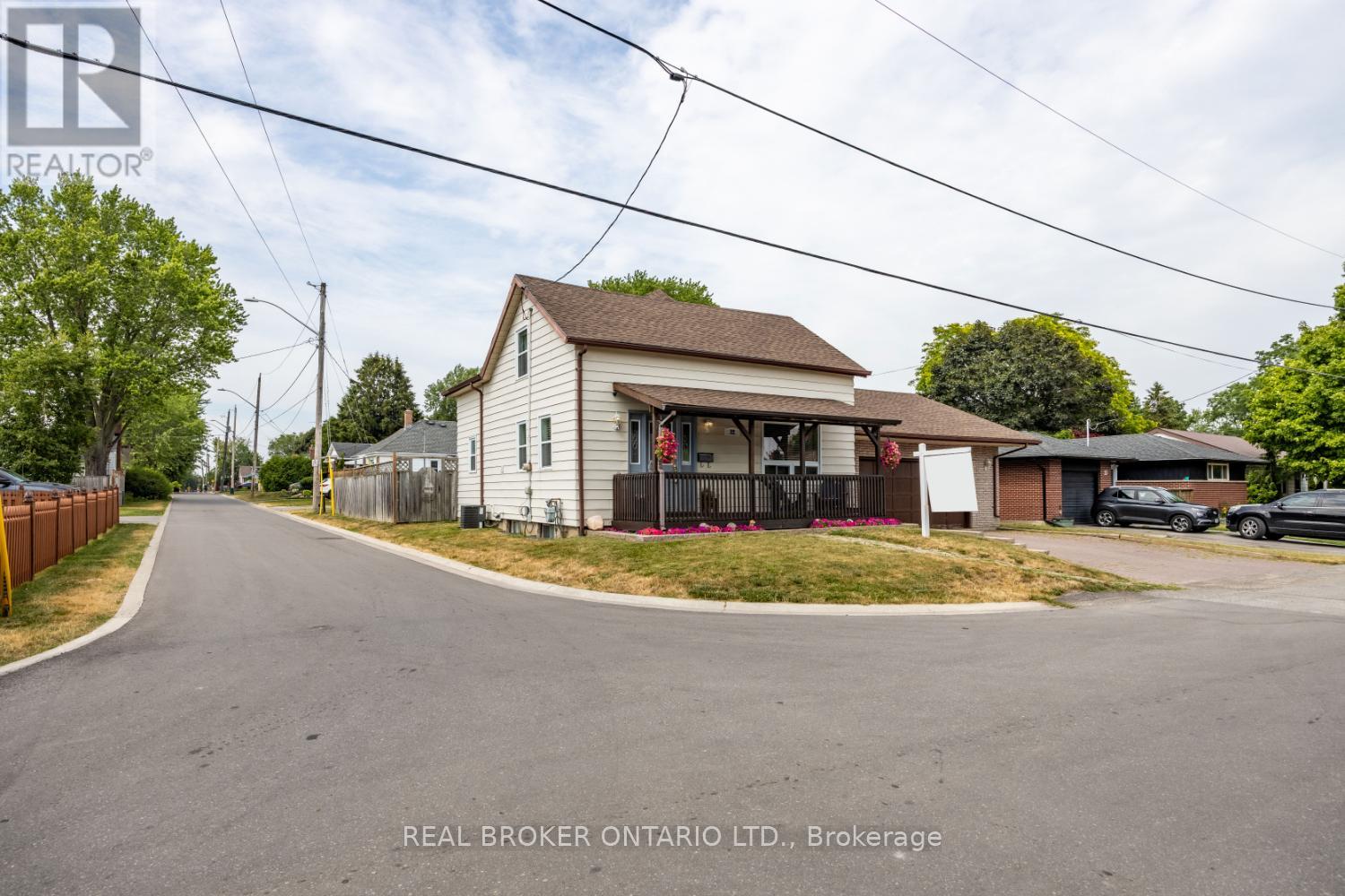 Property at 22 SECOND STREET image 3