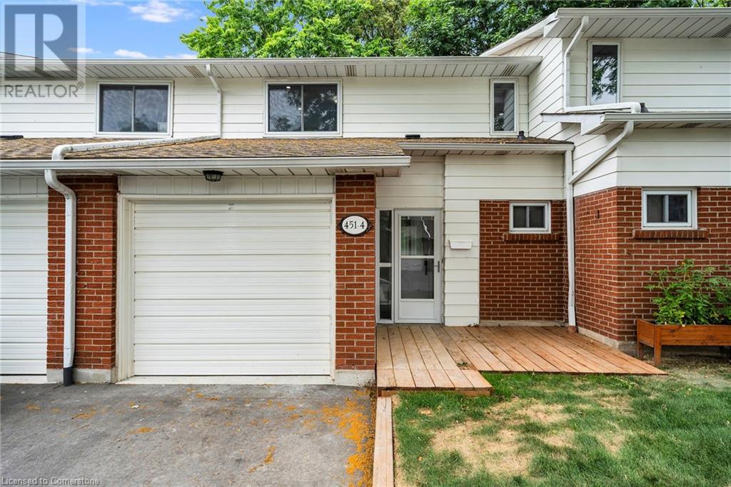 Property at 451 WOODVIEW Road Unit# 4 image 4