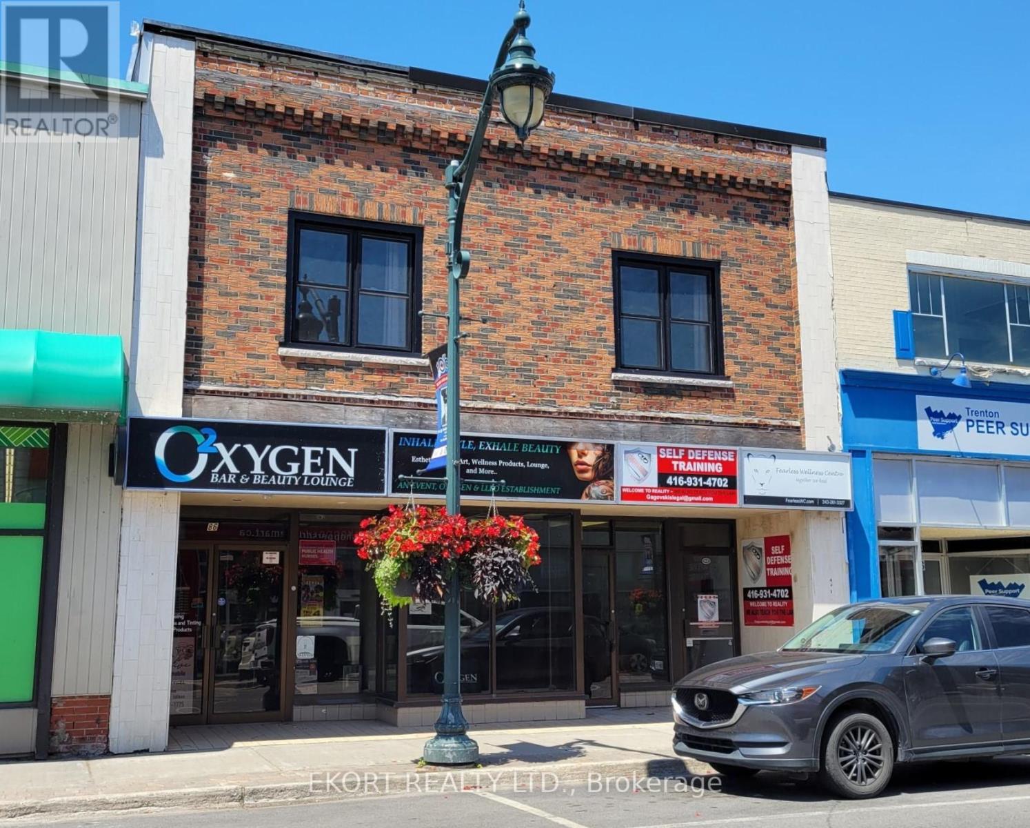 A - 82 DUNDAS STREET W, Quinte West, Ontario