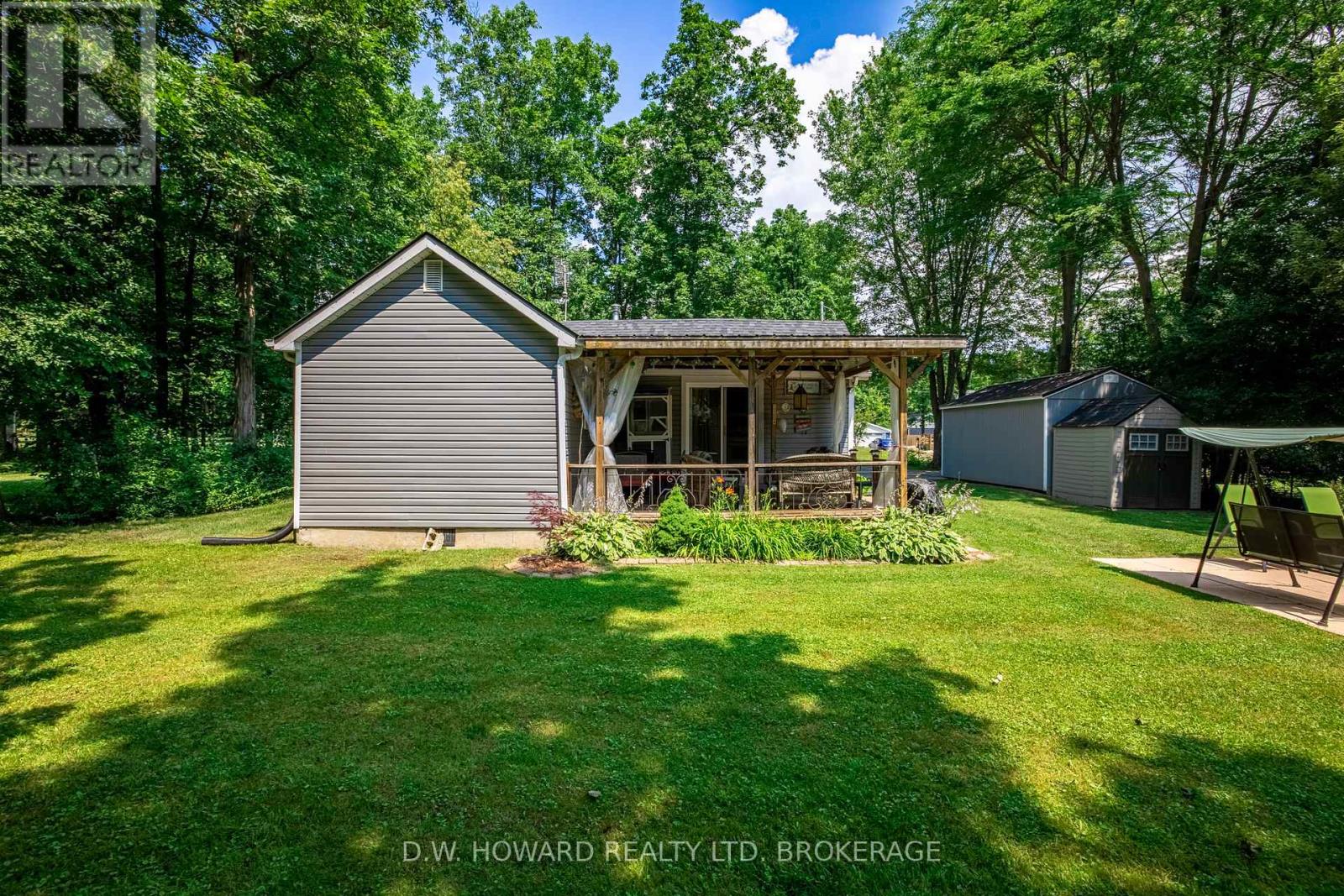 3249 Maple Avenue, Fort Erie (Ridgeway), Ontario  L0S 1N0 - Photo 17 - X12278867