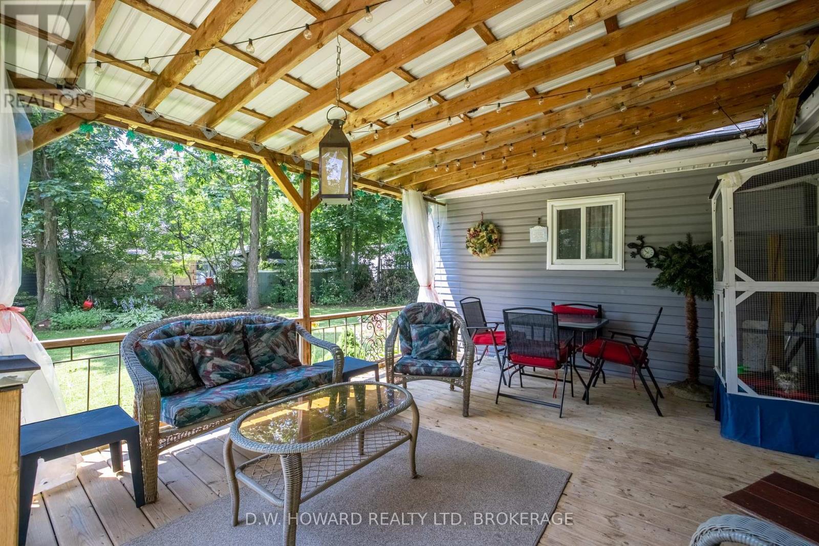 3249 Maple Avenue, Fort Erie (Ridgeway), Ontario  L0S 1N0 - Photo 19 - X12278867