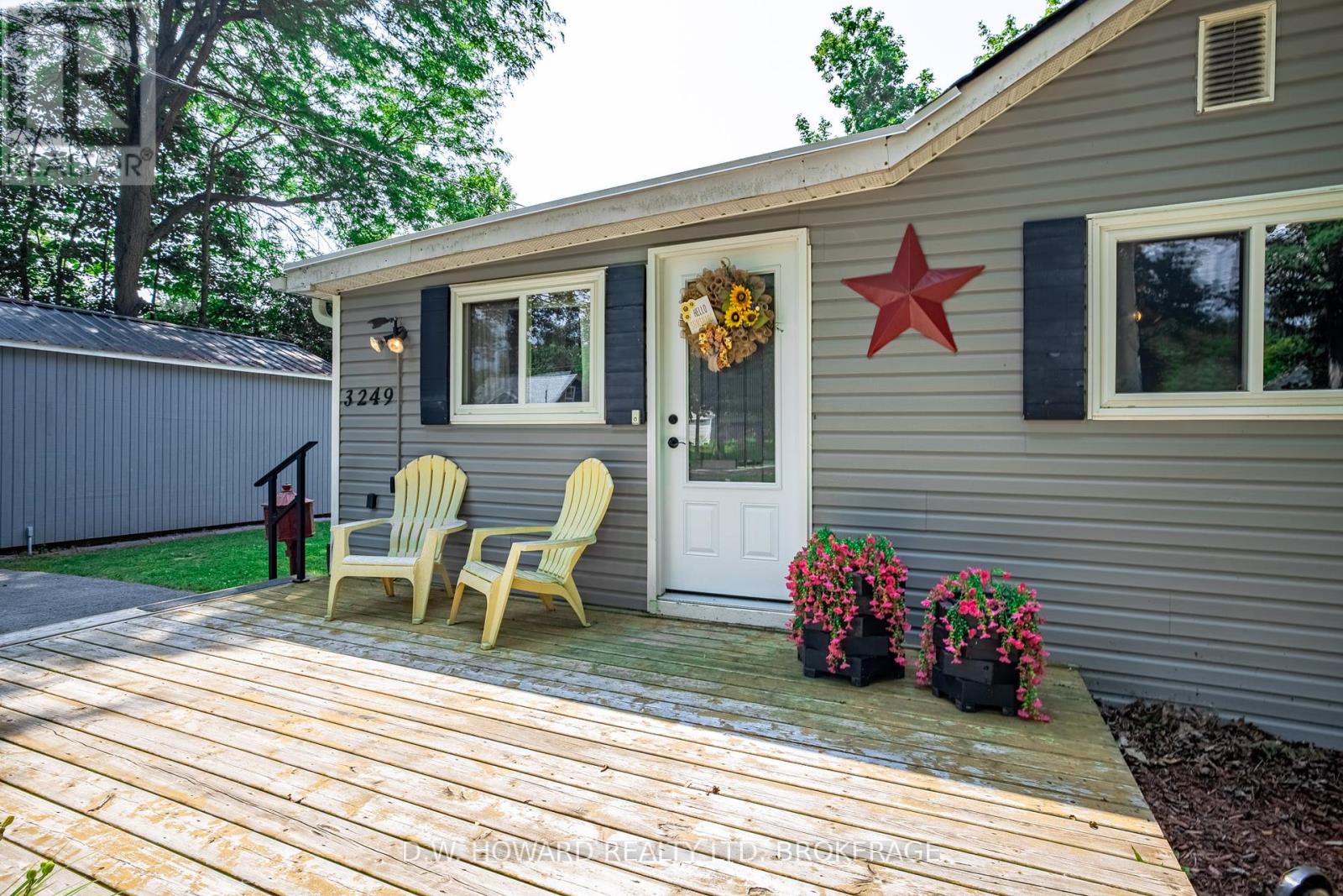 3249 Maple Avenue, Fort Erie (Ridgeway), Ontario  L0S 1N0 - Photo 4 - X12278867