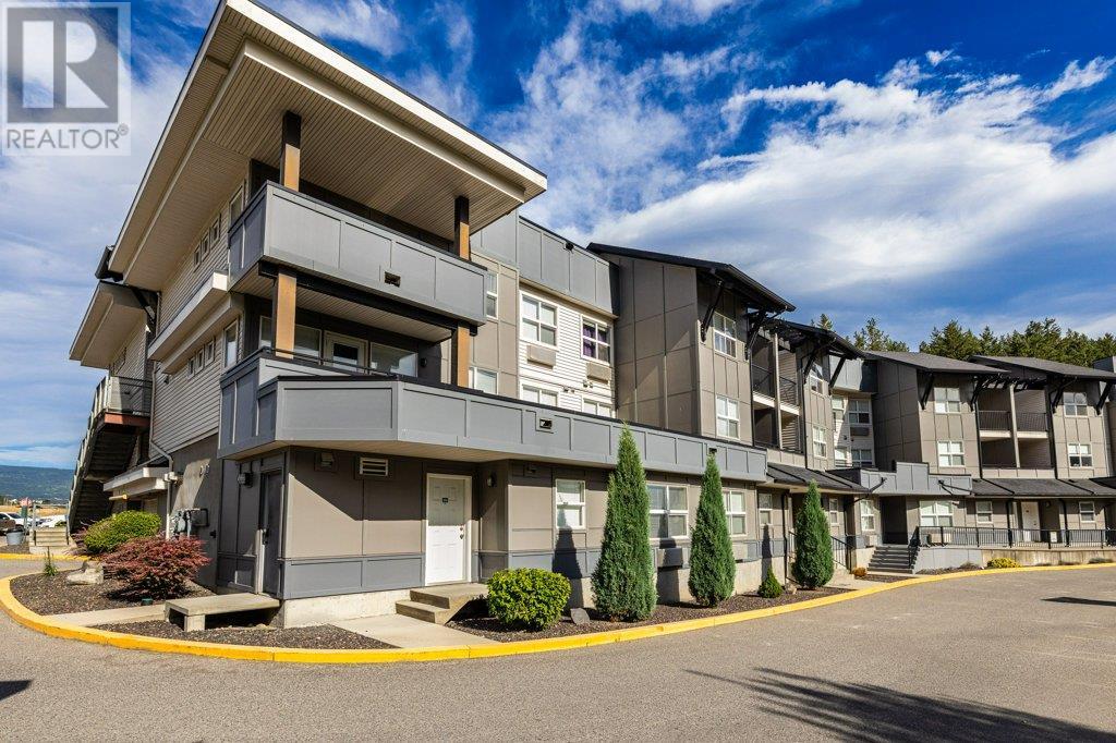 Property at 1479 Glenmore Road N Unit# 211 image 2