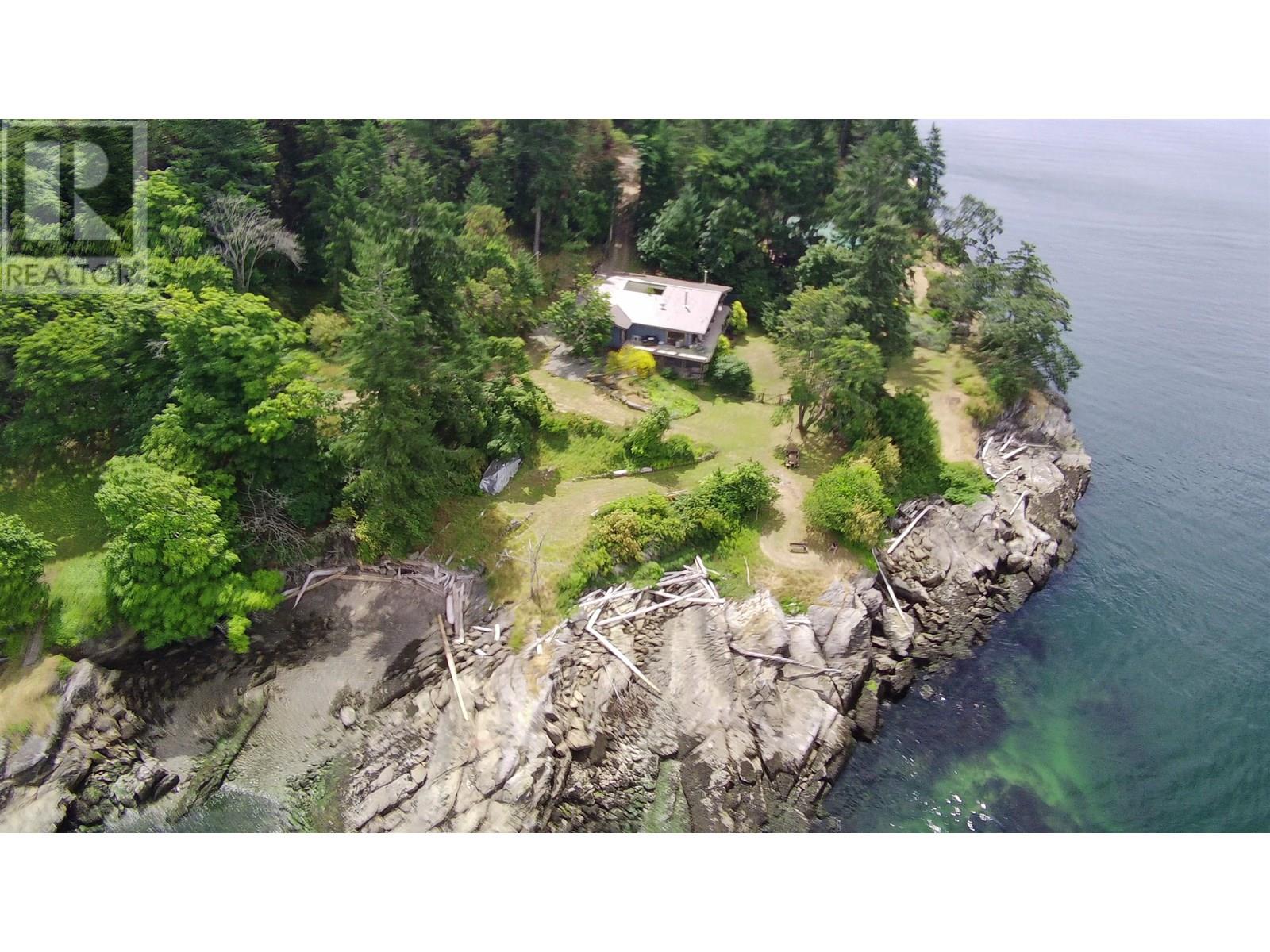 495 Deacon Lane, Galiano Island, British Columbia  V0N 1P0 - Photo 2 - R3021621