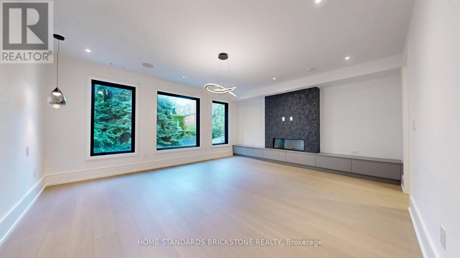 38 Elgin Avenue, Toronto, Ontario  M5R 1G6 - Photo 24 - C12278824