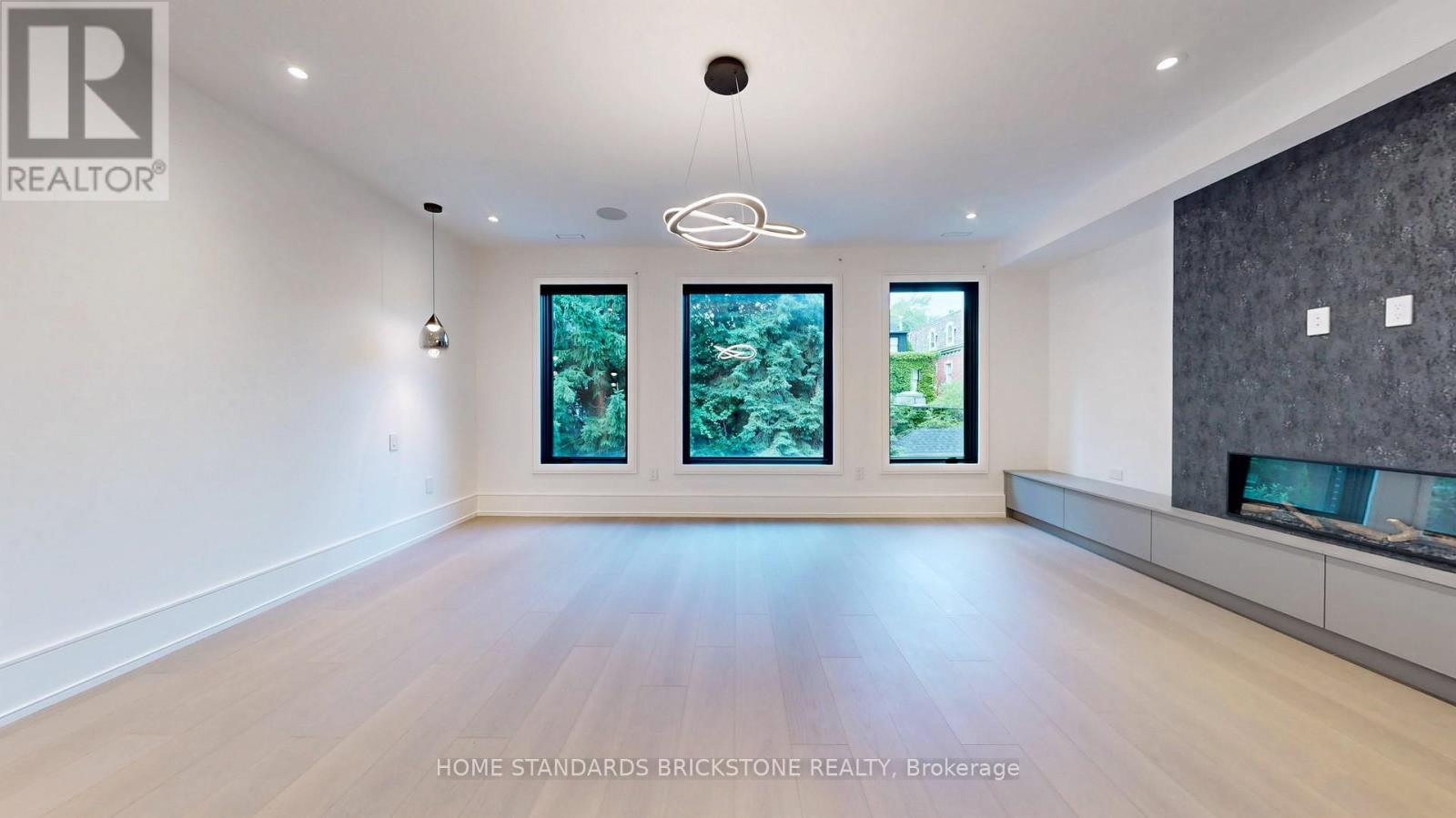 38 Elgin Avenue, Toronto, Ontario  M5R 1G6 - Photo 25 - C12278824